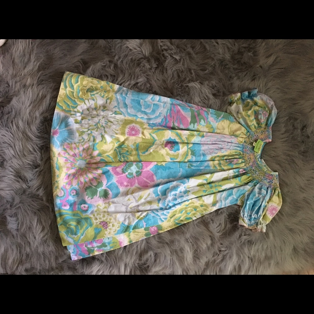 Smocked dress size 4t